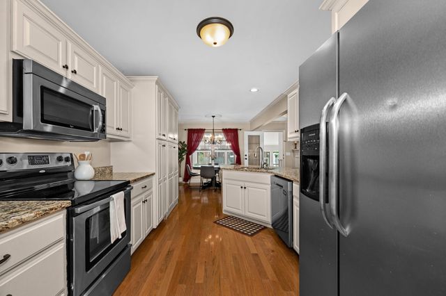 611 Virginia Belle Dr, Smyrna, TN 37167