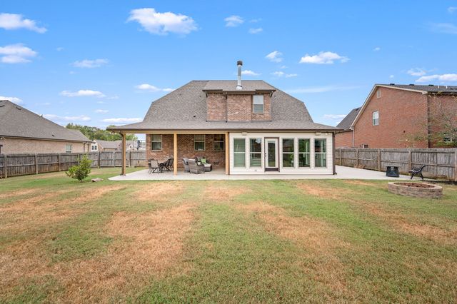 611 Virginia Belle Dr, Smyrna, TN 37167