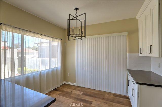 811 E Chapman, Orange, CA 92866