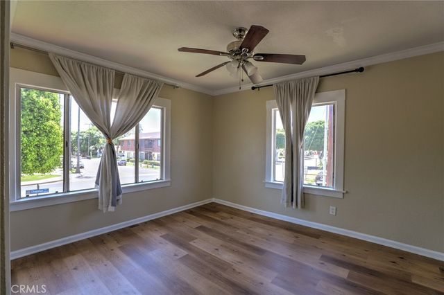 811 E Chapman, Orange, CA 92866