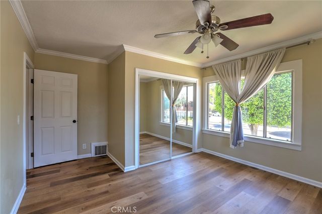 811 E Chapman, Orange, CA 92866