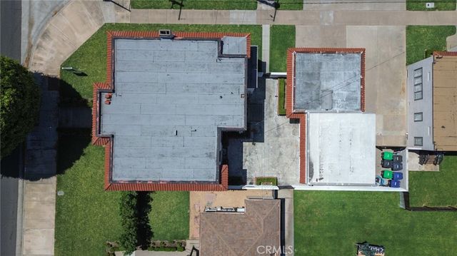 811 E Chapman, Orange, CA 92866