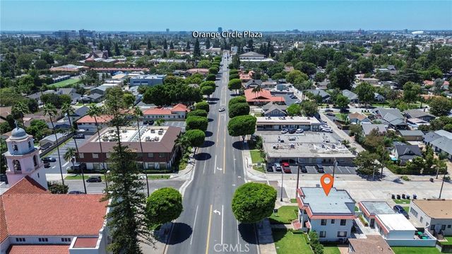 811 E Chapman, Orange, CA 92866