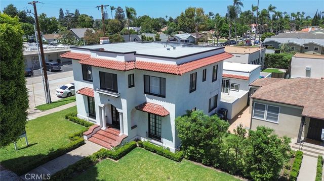 811 E Chapman, Orange, CA 92866