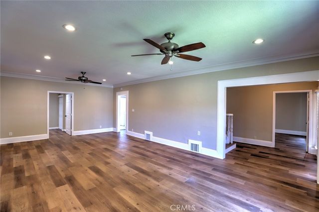 811 E Chapman, Orange, CA 92866