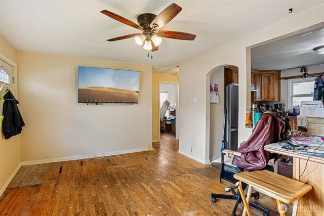 1215 117th Street S, Tacoma, WA 98444