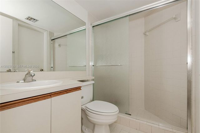 15525 N Miami Lakeway N 205-8, Miami Lakes, FL 33014
