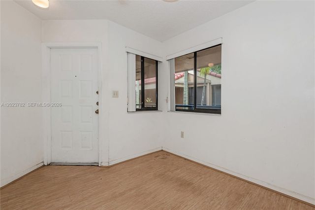 15525 N Miami Lakeway N 205-8, Miami Lakes, FL 33014