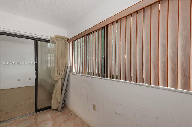 15525 N Miami Lakeway N 205-8, Miami Lakes, FL 33014