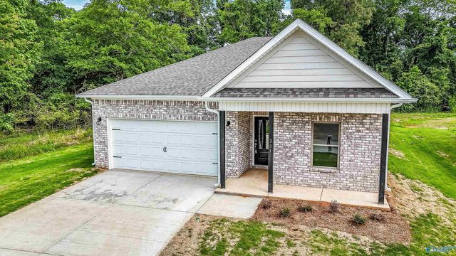 201 Primer Lane, New Market, AL 35761