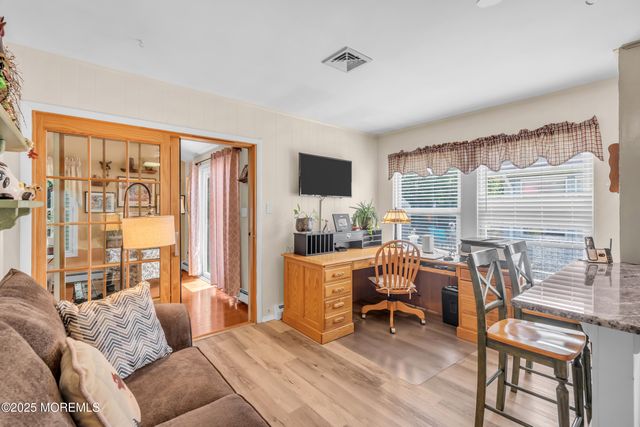 16 Goyave Street, Toms River, NJ 08757