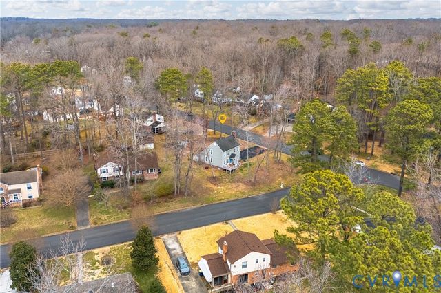 12300 Little Pond Ln, Midlothian, VA 23113