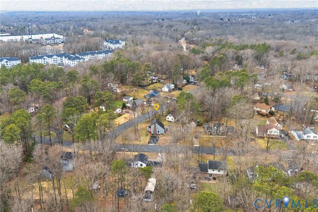 12300 Little Pond Ln, Midlothian, VA 23113