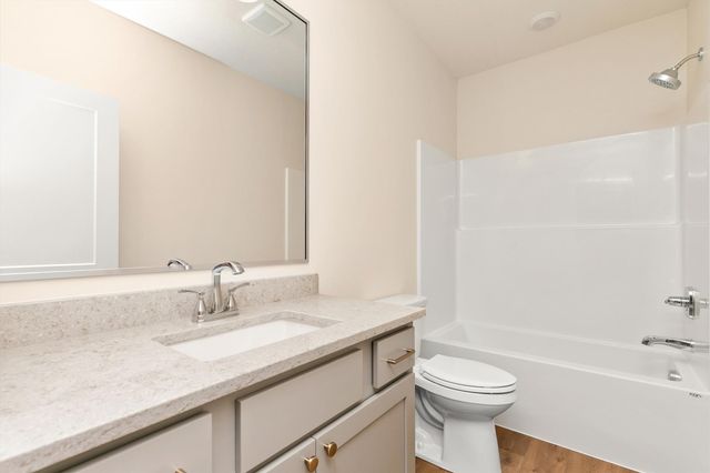 2646 SE Steele Drive, Waukee, IA 50263