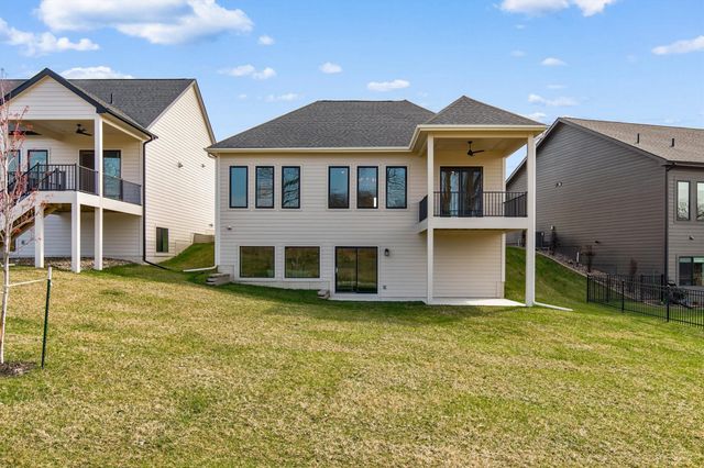 2646 SE Steele Drive, Waukee, IA 50263