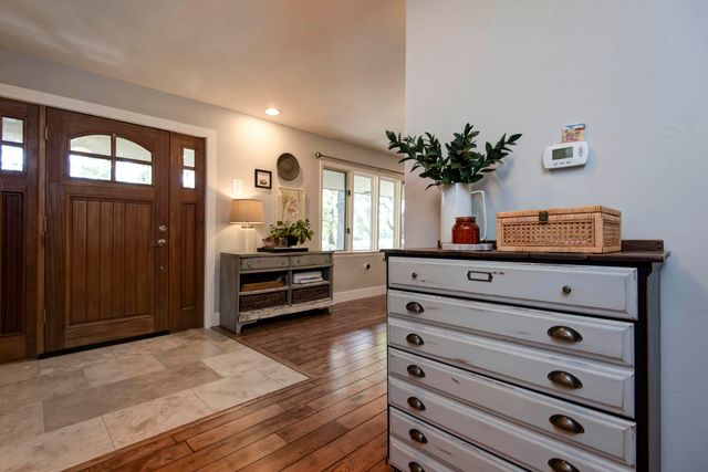 4711 East Farm Road 128, Springfield, MO 65802