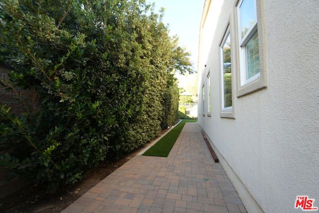 20451 Via Sansovino, Northridge, CA 91326