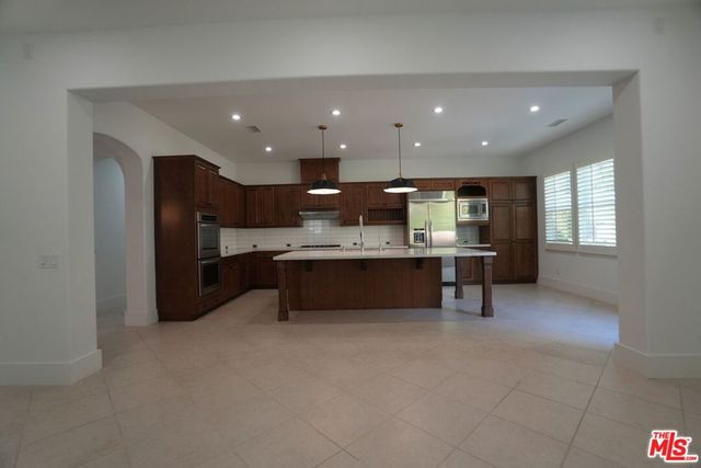 20451 Via Sansovino, Northridge, CA 91326