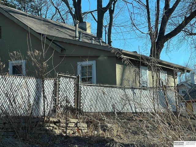 3818 N 53rd Street, Omaha, NE 68104