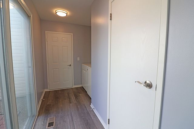 590 LeParc Circle, Buffalo Grove, IL 60089