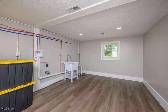 4636 Albert Avenue, Norton, OH 44203