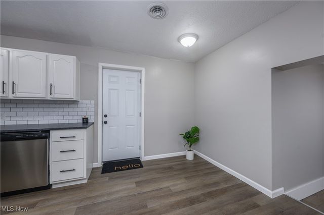 4636 Albert Avenue, Norton, OH 44203