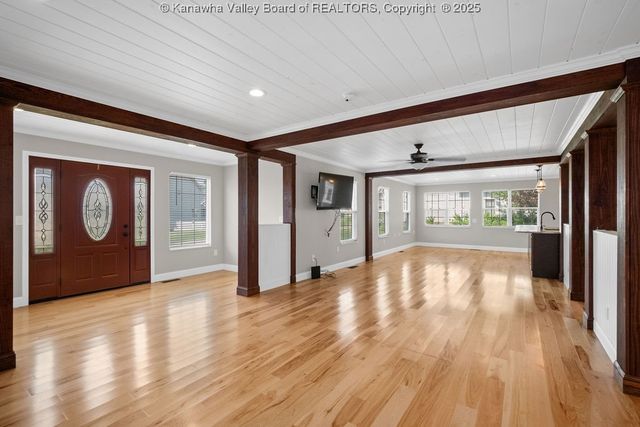 118 DOMINIC Drive, Scott Depot, WV 25560