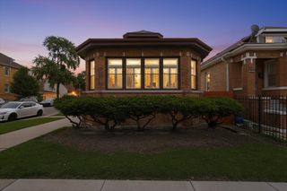 5401 S Richmond Street, Chicago, IL 60632