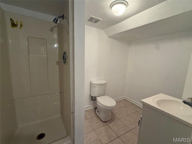 2324 Huntington Avenue, St Louis, MO 63114