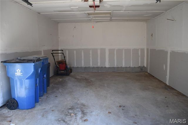 2324 Huntington Avenue, St Louis, MO 63114