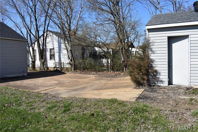 2324 Huntington Avenue, St Louis, MO 63114