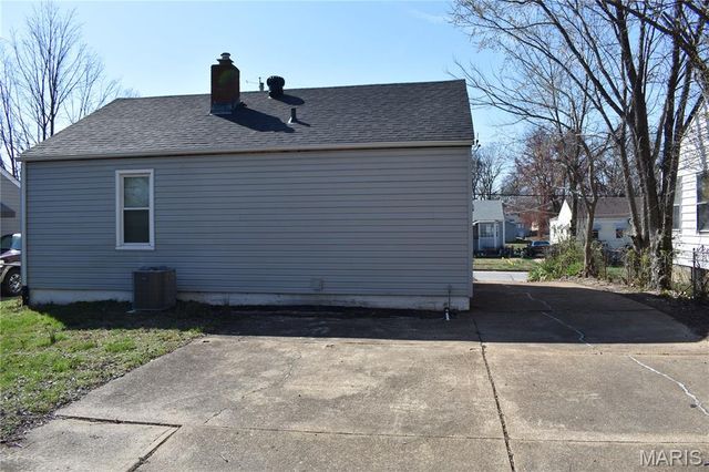 2324 Huntington Avenue, St Louis, MO 63114