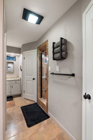 1705 Wild Horse LN, Round Rock, TX 78681