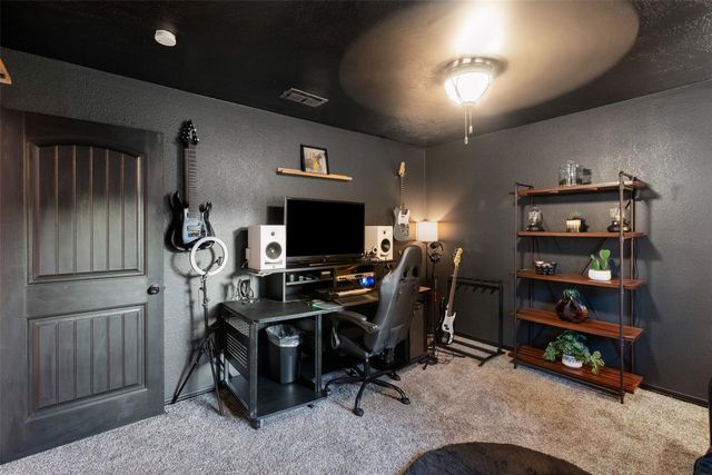 1705 Wild Horse LN, Round Rock, TX 78681