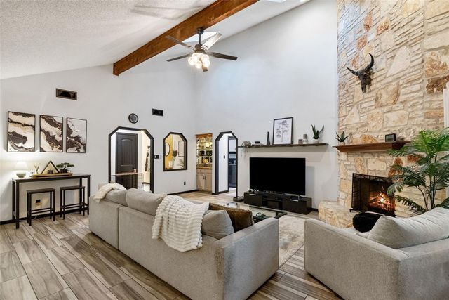 1705 Wild Horse LN, Round Rock, TX 78681