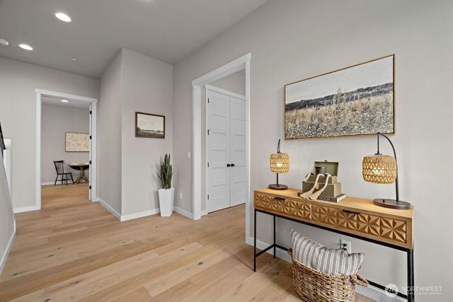 7853 S 132 Street, Seattle, WA 98178