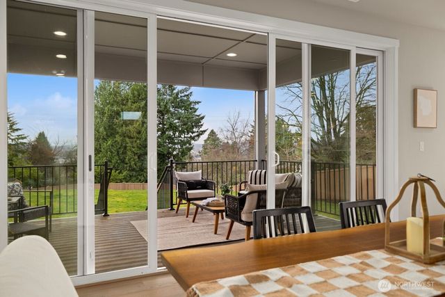 7853 S 132 Street, Seattle, WA 98178