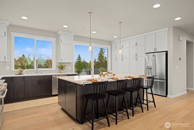 7853 S 132 Street, Seattle, WA 98178