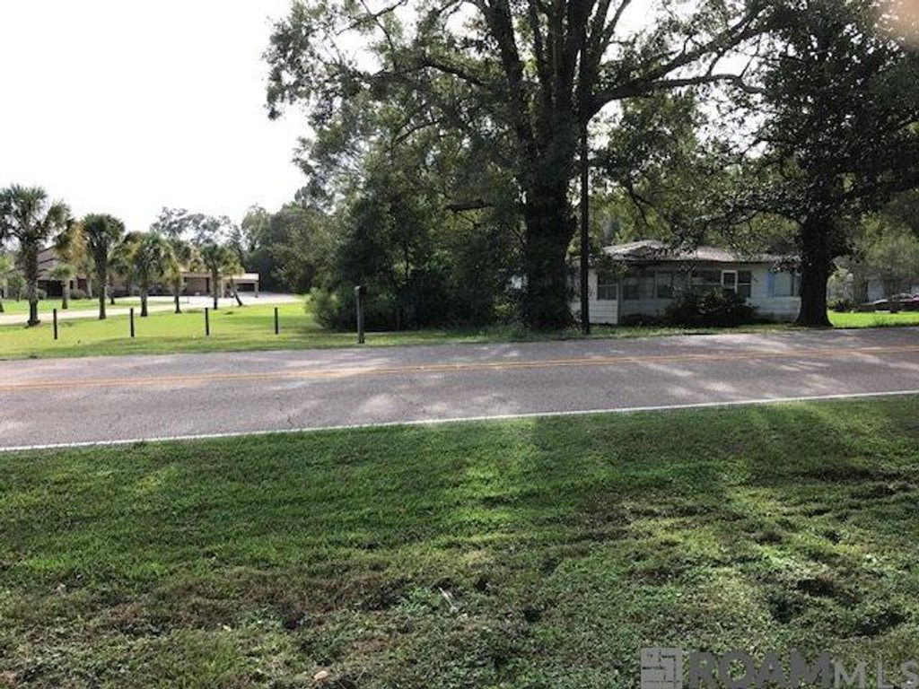 16342 Highland Rd, Baton Rouge, LA 70810