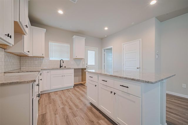 340 Stone Placa Trail, Brookshire, TX 77423