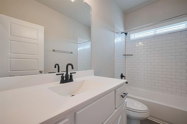 340 Stone Placa Trail, Brookshire, TX 77423