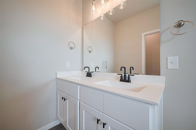 340 Stone Placa Trail, Brookshire, TX 77423