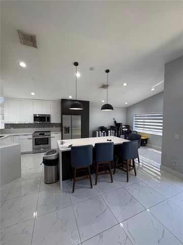 1970 NW 178th Terrace 1, Pembroke Pines, FL 33029