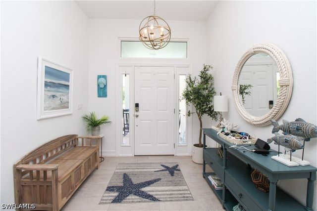 721 Logan BLVD S, Naples, FL 34119