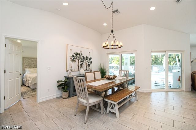 721 Logan BLVD S, Naples, FL 34119