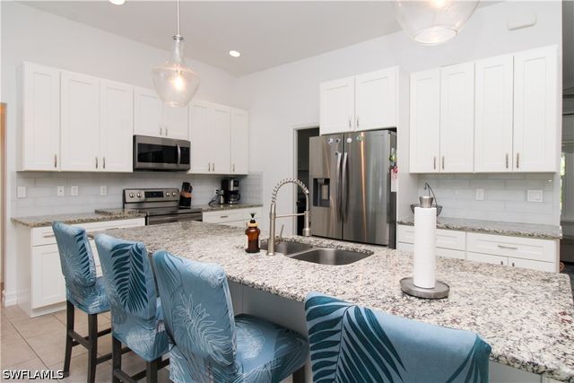 721 Logan BLVD S, Naples, FL 34119