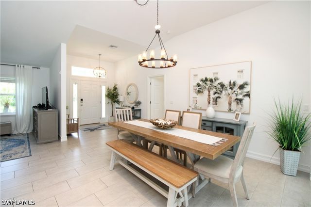 721 Logan BLVD S, Naples, FL 34119