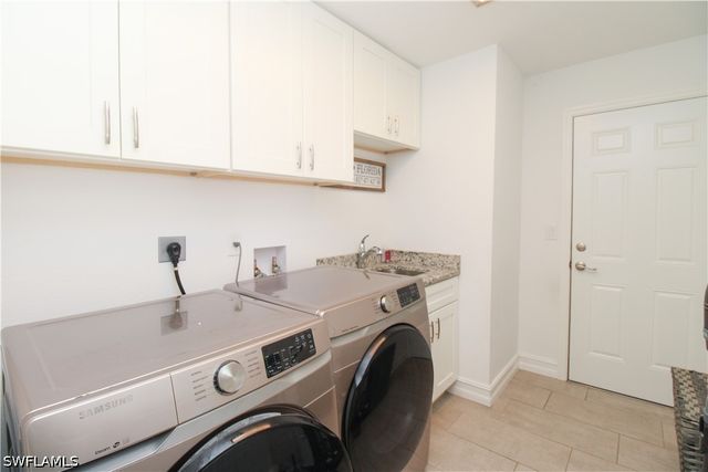 721 Logan BLVD S, Naples, FL 34119