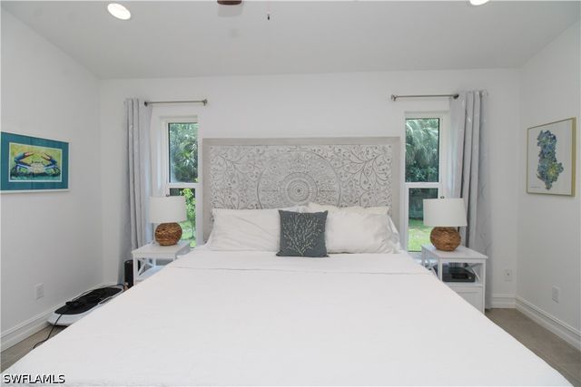 721 Logan BLVD S, Naples, FL 34119