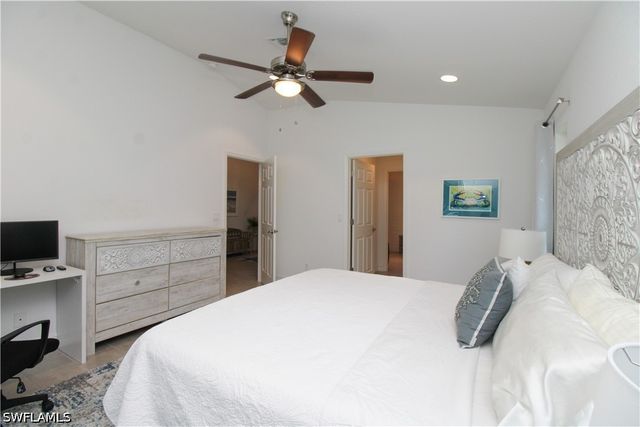 721 Logan BLVD S, Naples, FL 34119